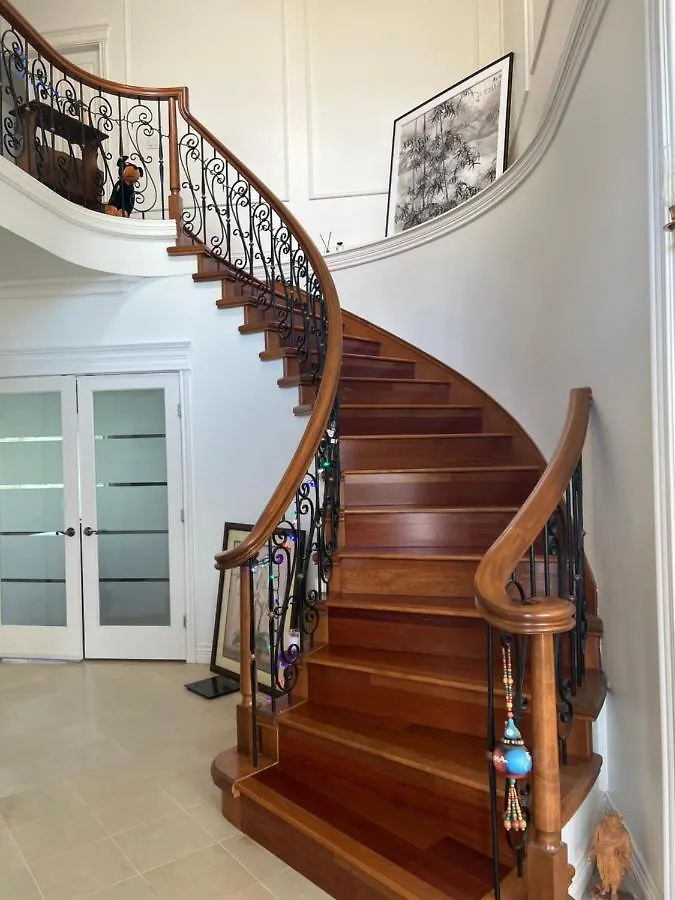 Homestay szállás A Cozy Bedroom With A Private Washroom Close To Yvr Richmond